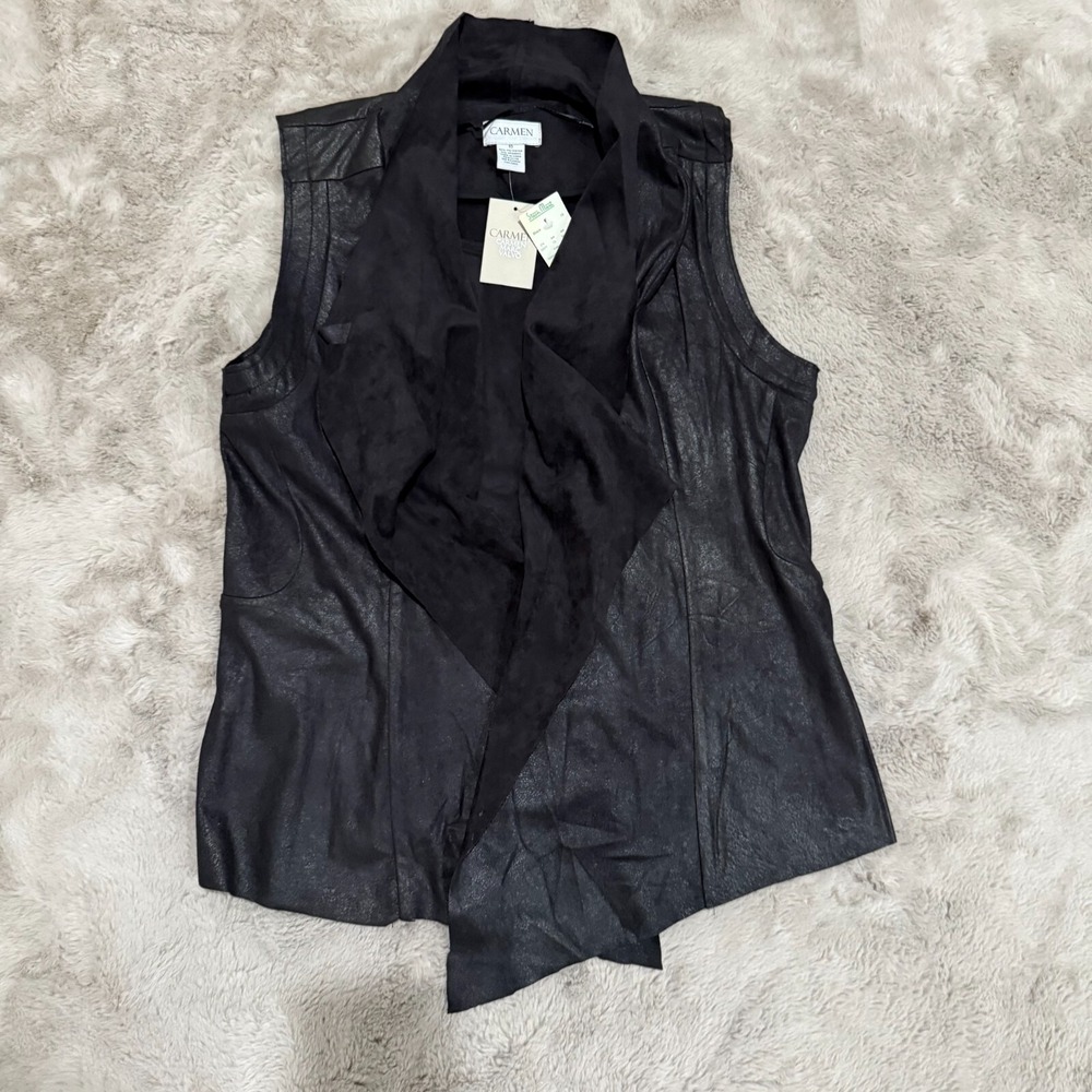 NWT Carmen Marc Valvo Vest Womens 10 Black Faux Leather Waterfall Draped Open